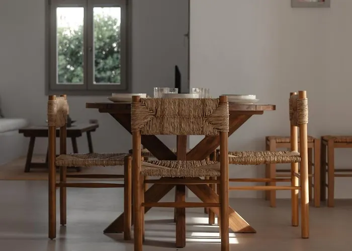 Siora Of Paros - Malatesta & Piccolo